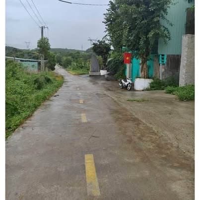Đất 16x40m thôn 4 Chư Hreng, Kon Tum — 1,3xx tỷ