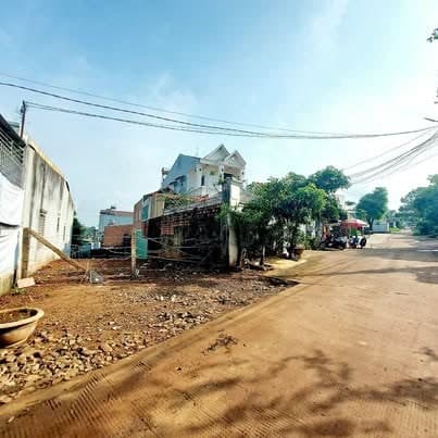 Đất hẻm Nguyễn Thiếp 6x35,5m, Pleiku — 2 tỷ